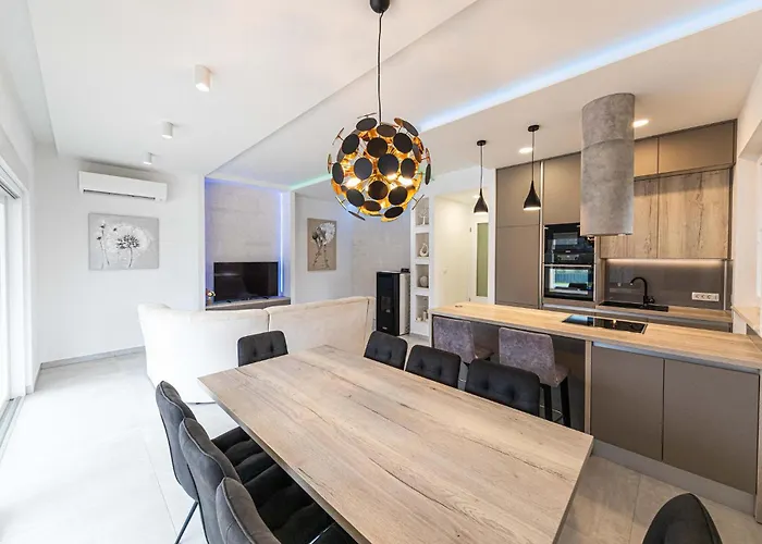 Cozy In With Wifi Ferienhaus Primorski Dolac